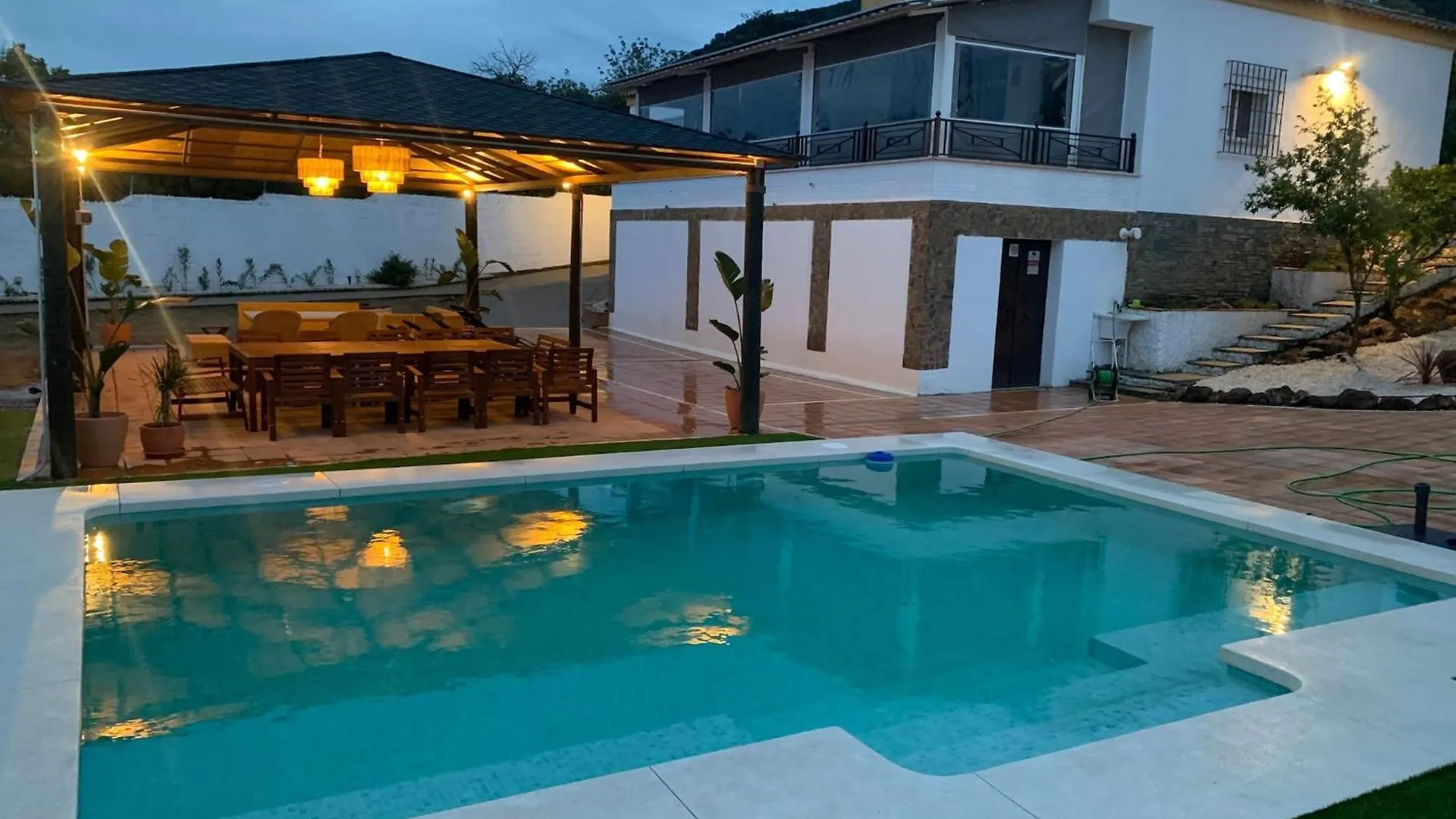 El Rincon Del Brillante contacts